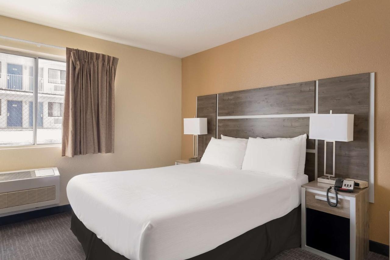 Surestay Hotel By Best Western Wells Ngoại thất bức ảnh