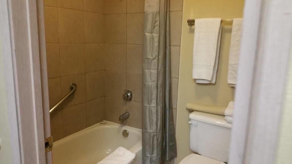 Surestay Hotel By Best Western Wells Ngoại thất bức ảnh